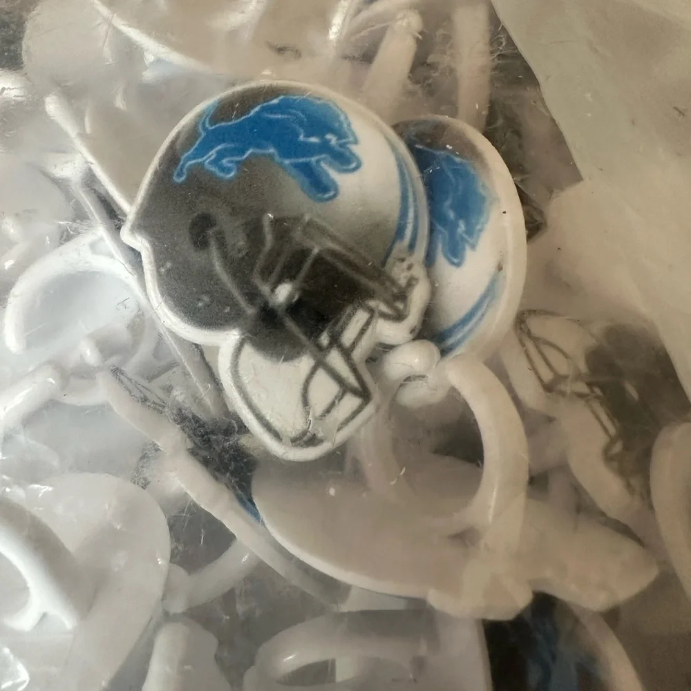 Detroit Lions Favor Cupcake Plastic Ring Helmet Topper Souvenir Party 144